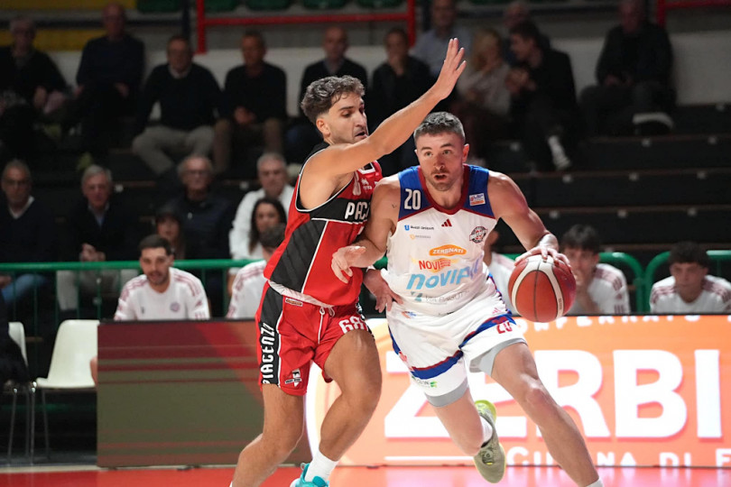 Reazione rossoblu: al “PalaEnergica Paolo Ferraris” la Novipiù vince con merito sulla Bakery Piacenza: 89-65